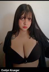692562