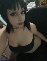 731418