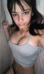 734433