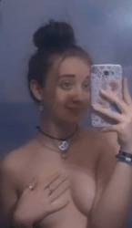233692