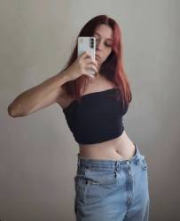 152143
