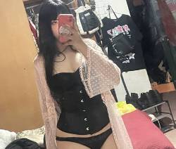 157837