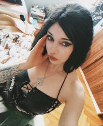 12718