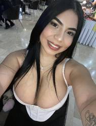 226123